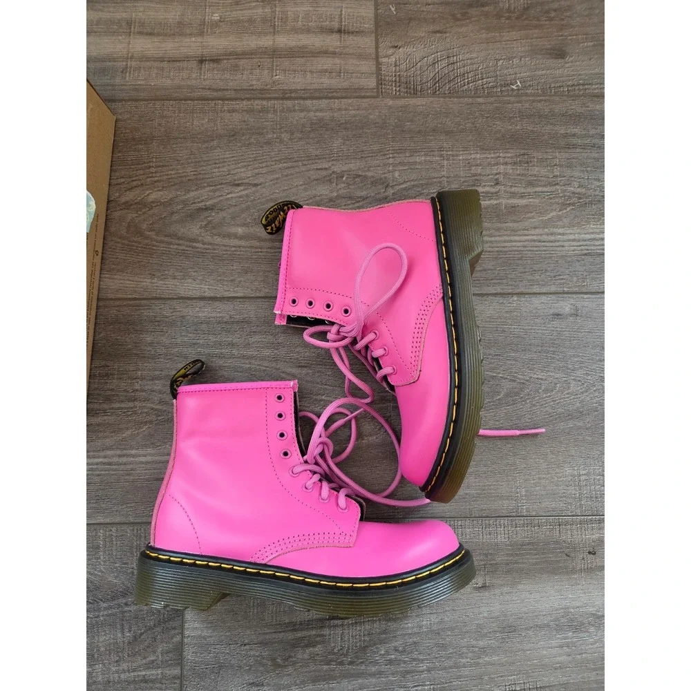Sz 1 Little Kid  Dr. Martens Kid's Collection 1 Lace Up Fashion Boot NEW‎